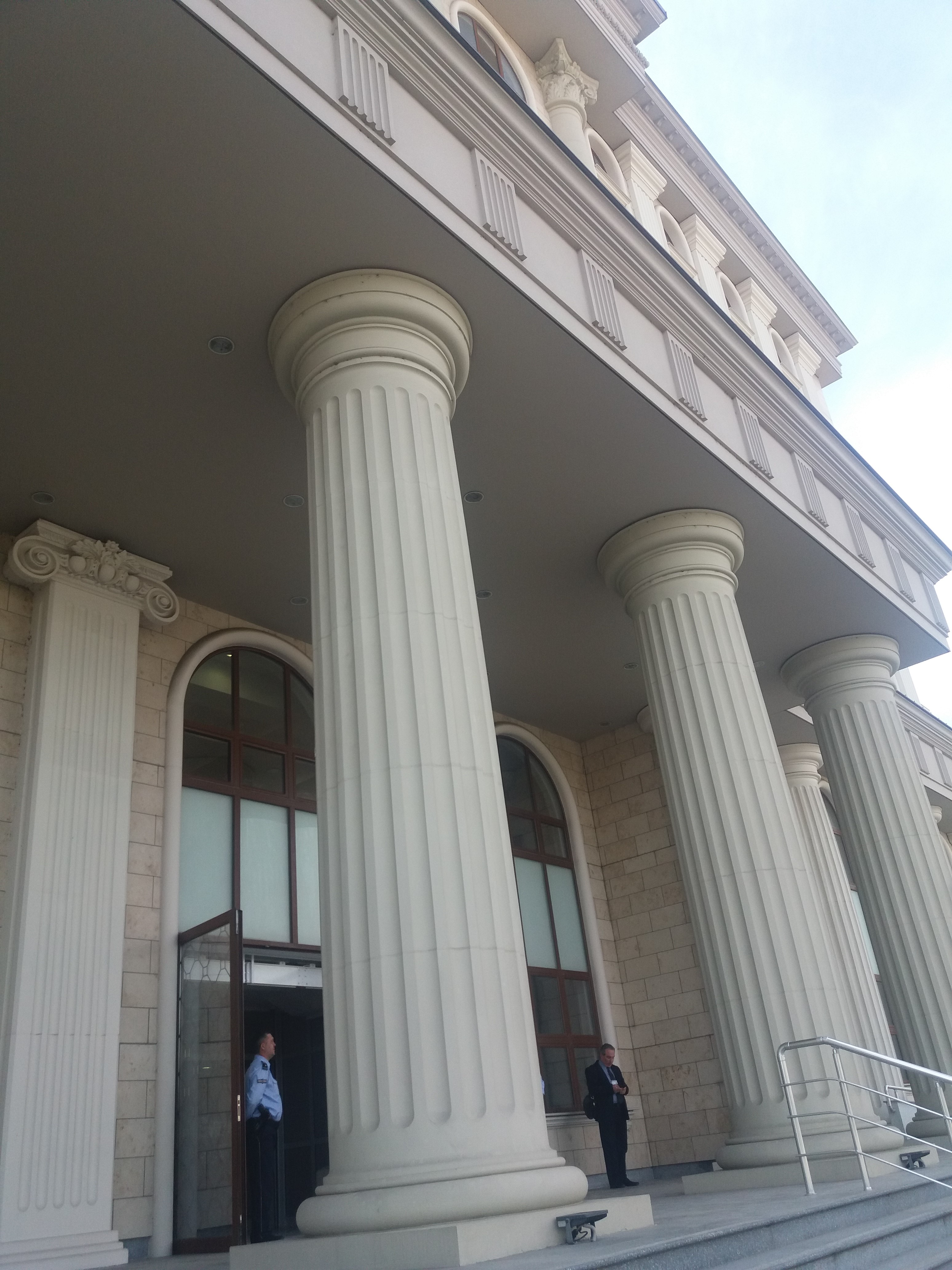 Кривичен: Одбиени жалбите , Груевски влегува во затвор
