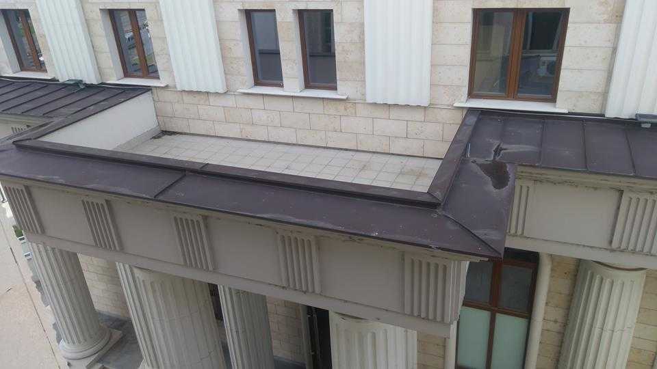 ФОТО: Кривичен со тераса без врата оти е опасно некој да не се фрли